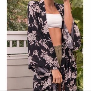 Spiritual Gangster Maya Kimono Tie Waist Robe OS